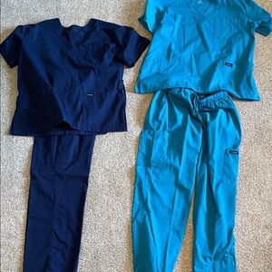 Women’s scrubs - Navy and Teal
